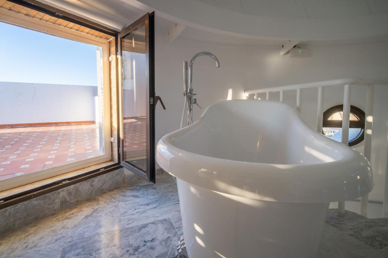 Conjunto De Apartamentos Antiguo Palacio Hotel Paris Уельва Екстер'єр фото